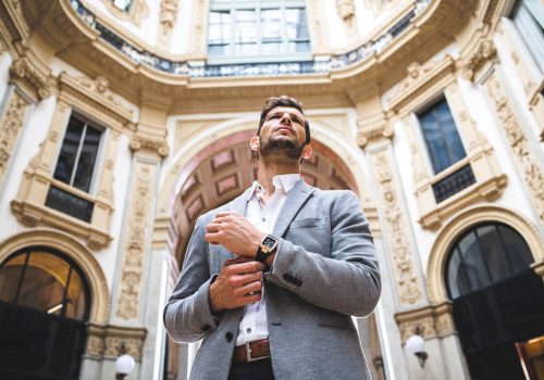 valuchi - mid_banner